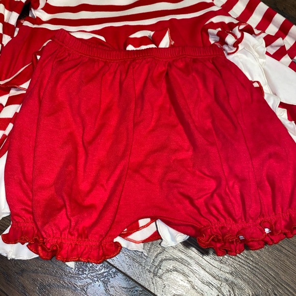 Lemon Love Layette short set - Picture 2 of 3